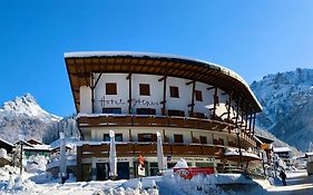 Hotel Des Alpes Selva di Val Gardena
